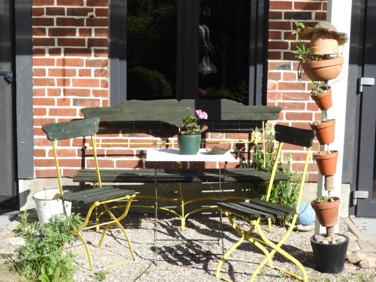 Ferienwohnung Rossenhof Weesby Esterno foto
